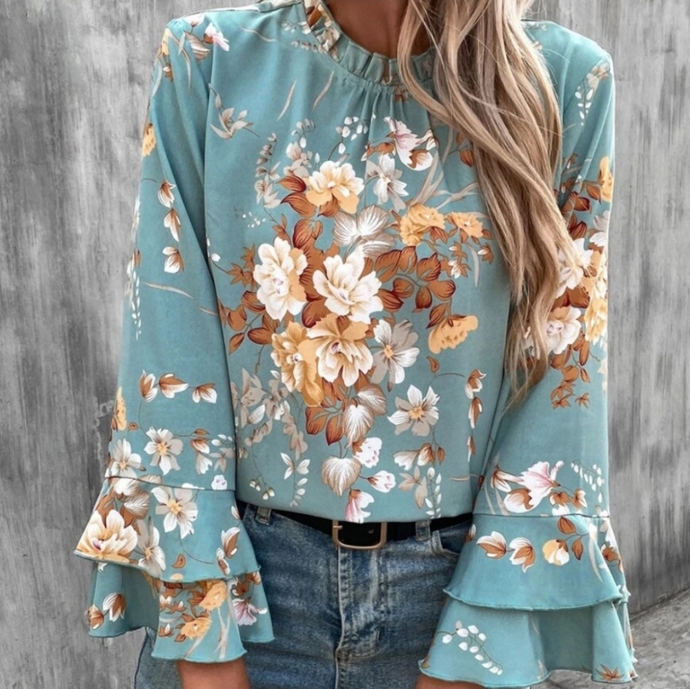 Romantic Floral Ruffle Sleeve Blouse – Effortlessly Chic